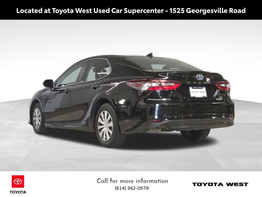 2022 Toyota Camry Hybrid LE photo 6