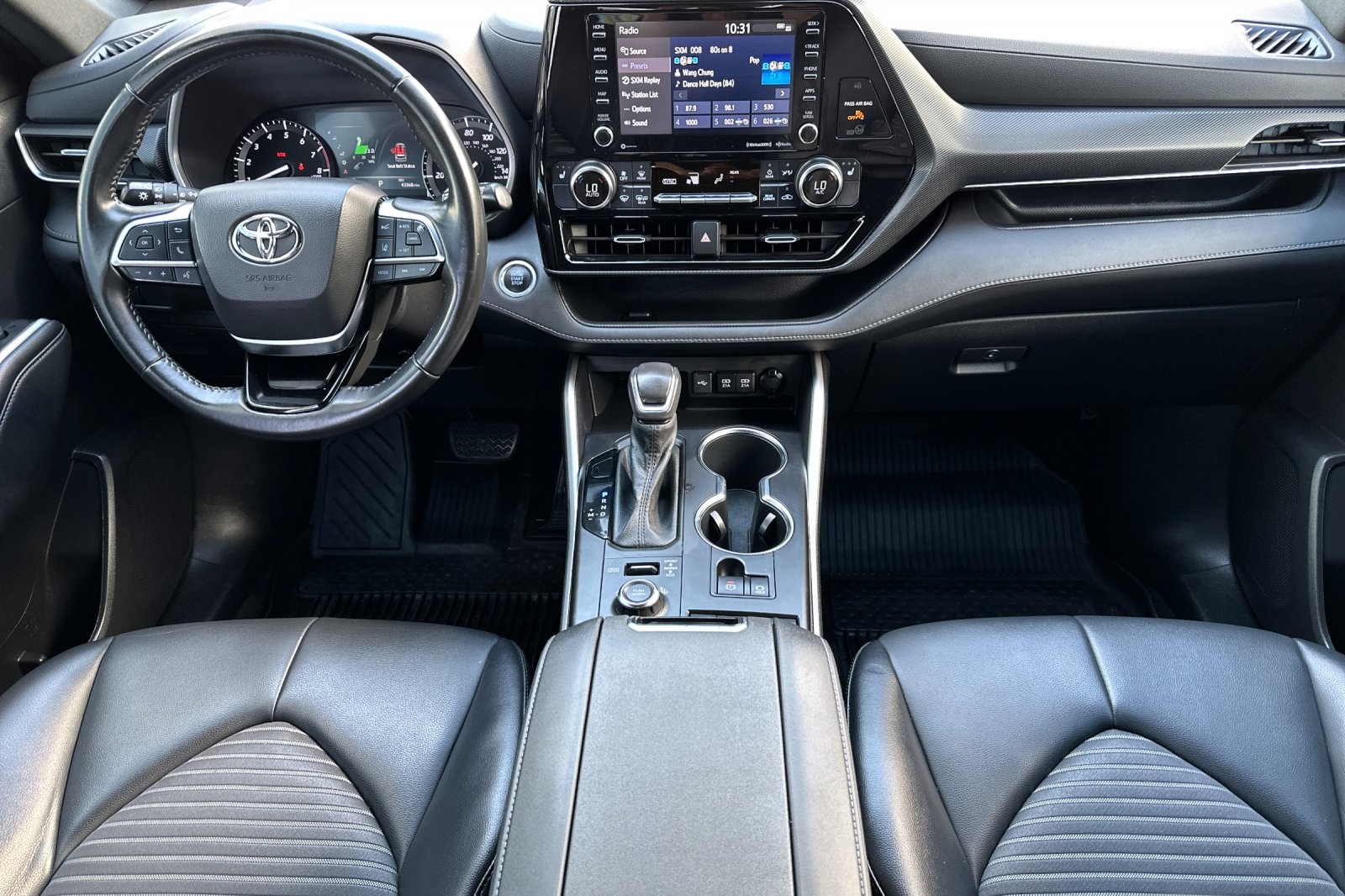 2021 Toyota Highlander XSE photo 13