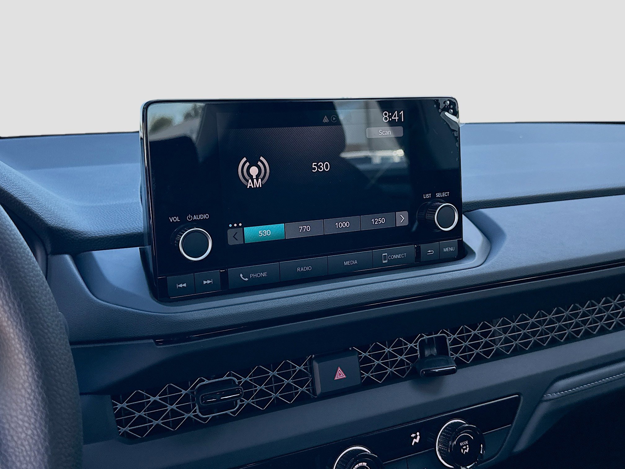 2025 Honda Accord LX photo 10