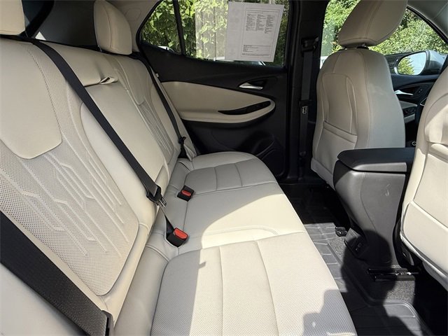 2024 Buick Encore GX Avenir photo 11