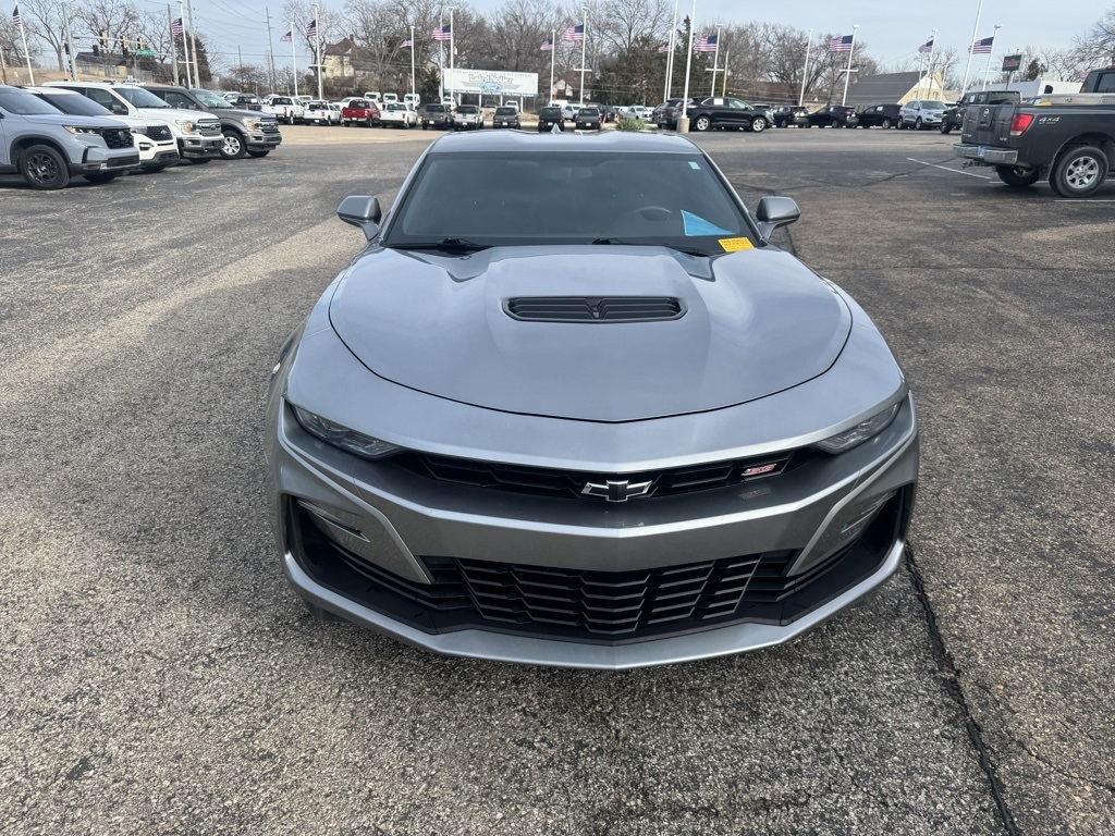 Used 2023 Chevrolet Camaro 1SS with VIN 1G1FE1R71P0132060 for sale in Kansas City