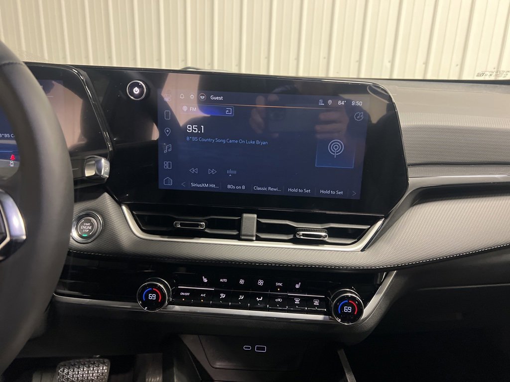 2026 Chevrolet Equinox LT photo 13