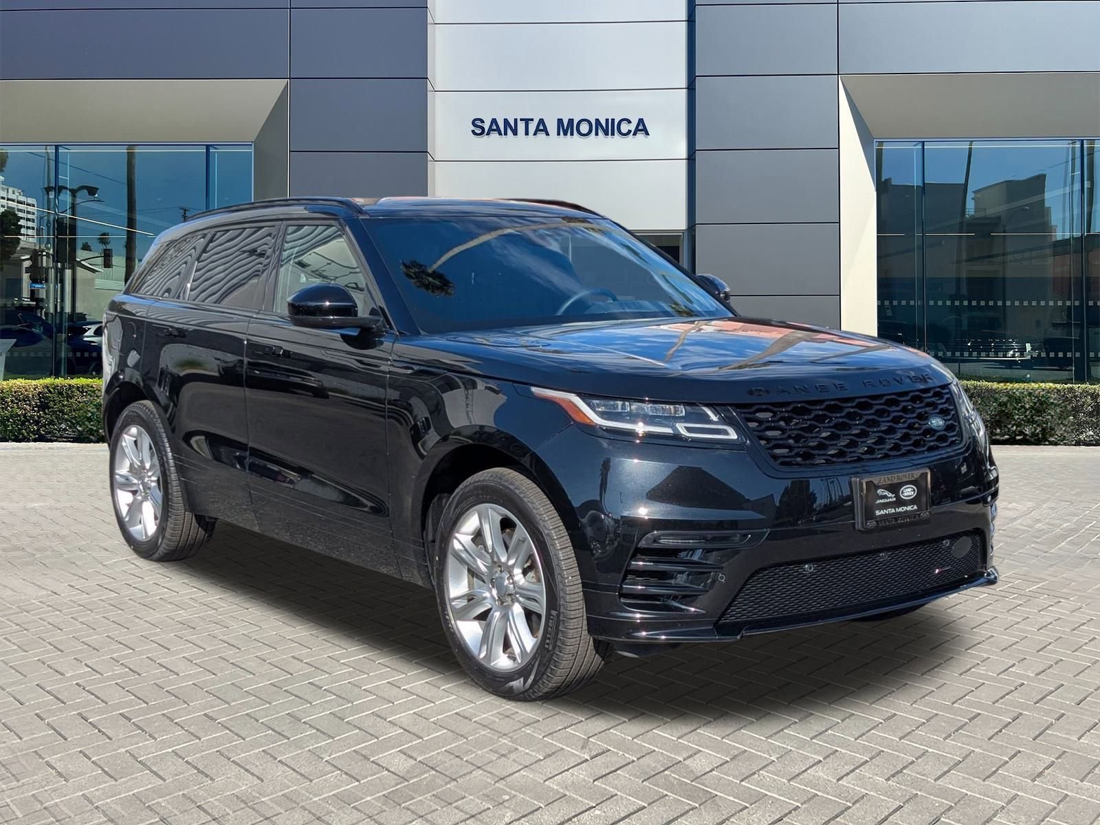 2023 Land Rover Range Rover Velar R-Dynamic S photo 3