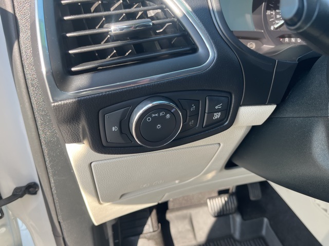 2022 Ford Edge Titanium photo 10
