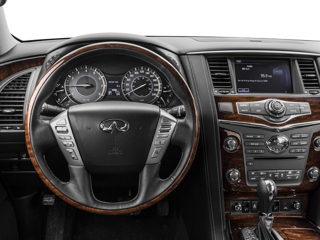 2016 Infiniti QX80 photo 2