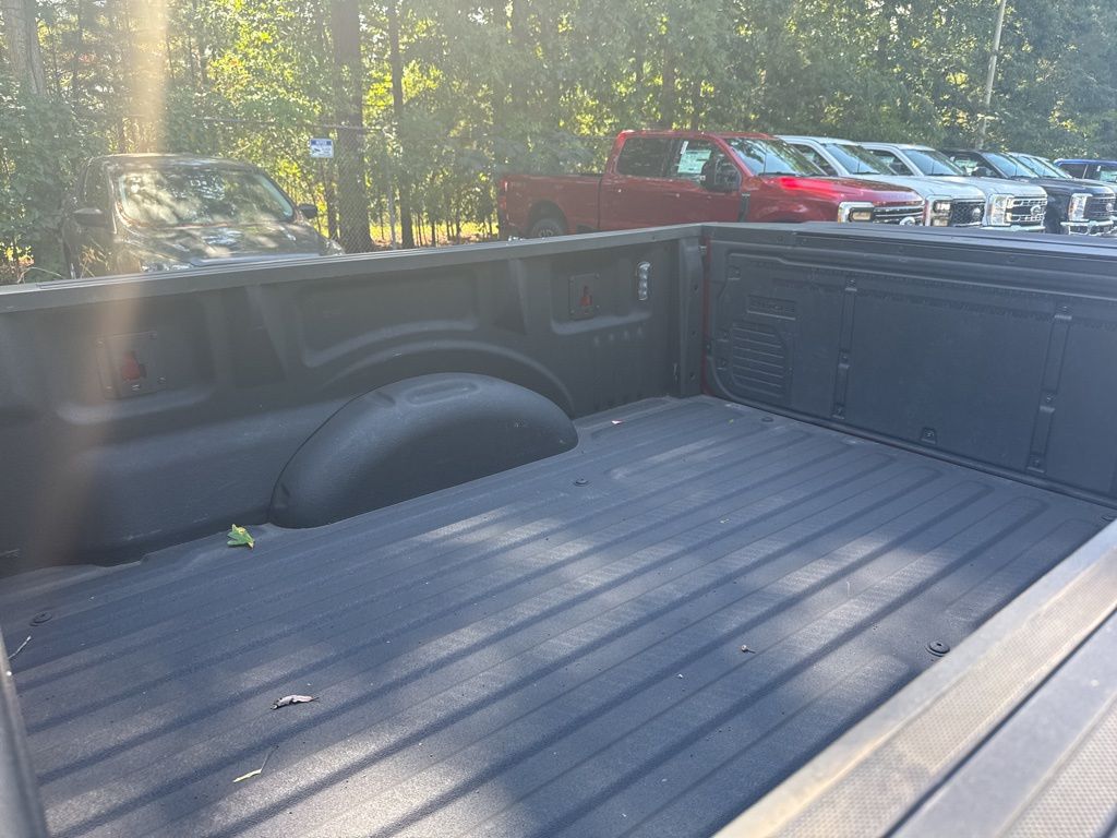 2023 Ford F-150 Lariat photo 33