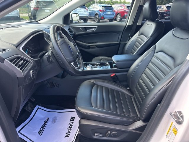 2019 Ford Edge SEL photo 23