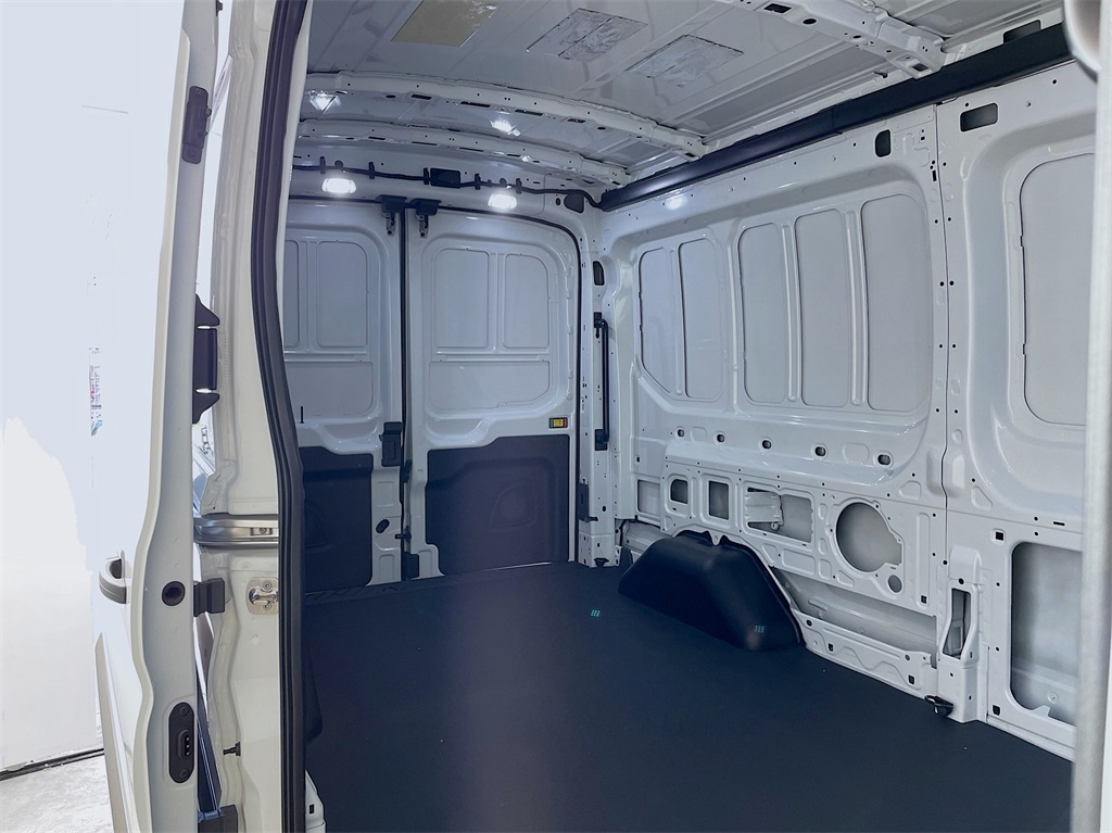 2024 Ford Transit Cargo Van photo 19