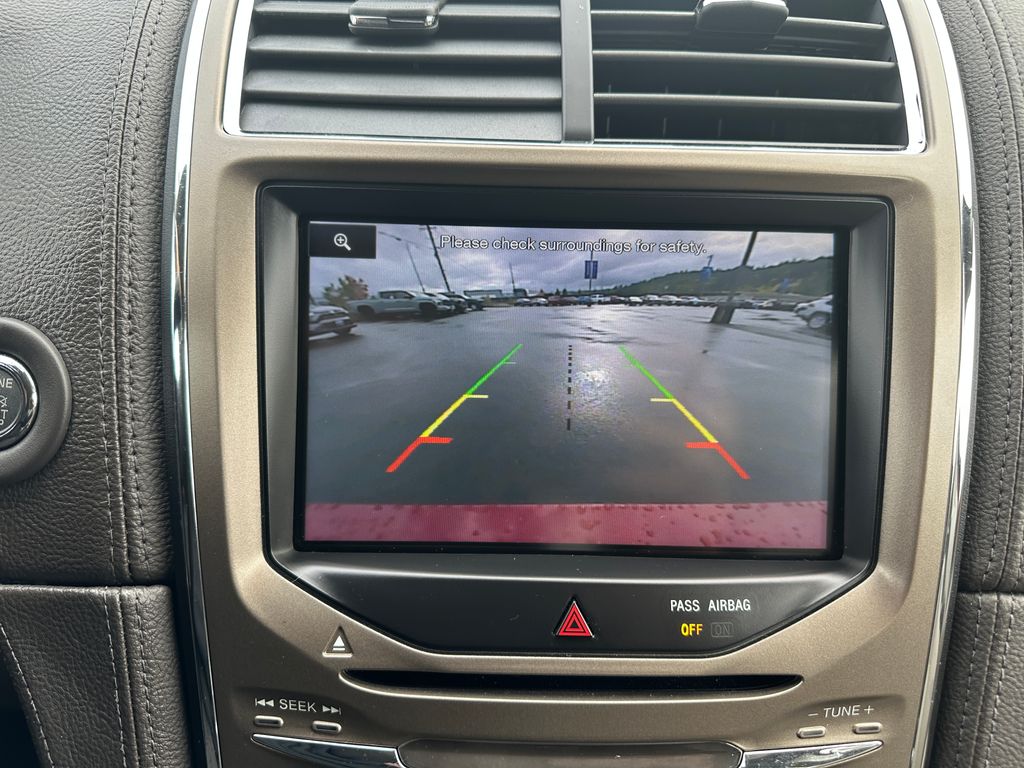 2015 Lincoln MKX Base photo 13