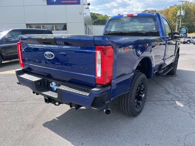 2026 Ford F-350 XL photo 4