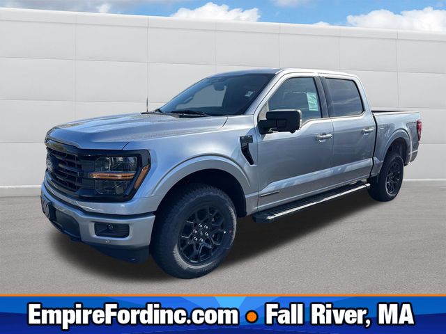 2025 Ford F-150 XLT's photo