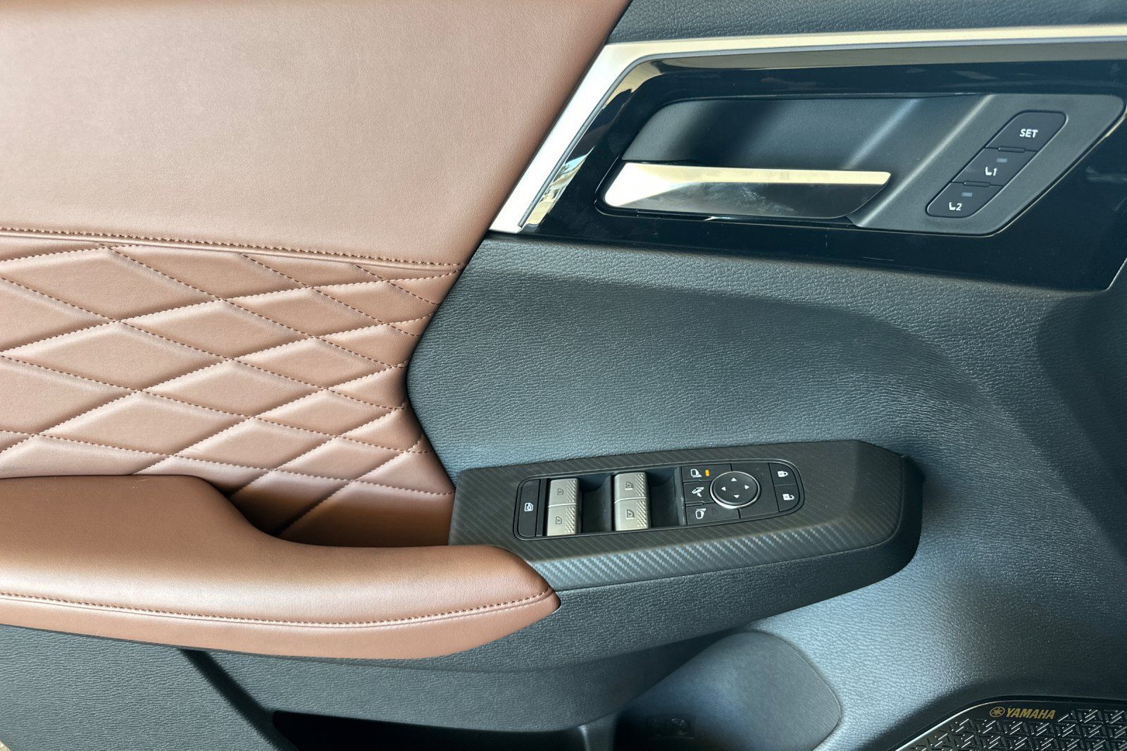 2025 Mitsubishi Outlander SEL photo 10
