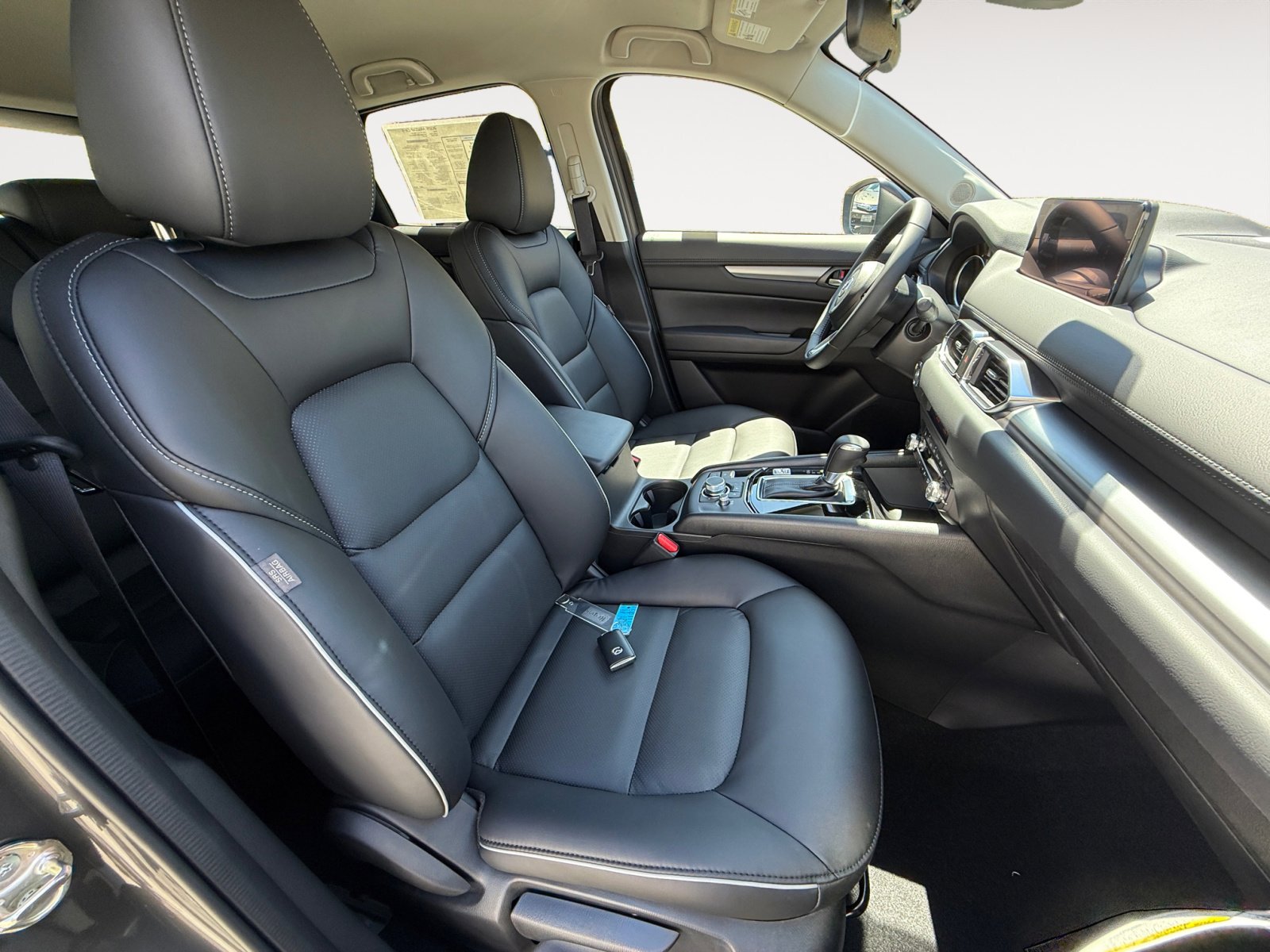 2025 Mazda CX-5 2.5 Select photo 19