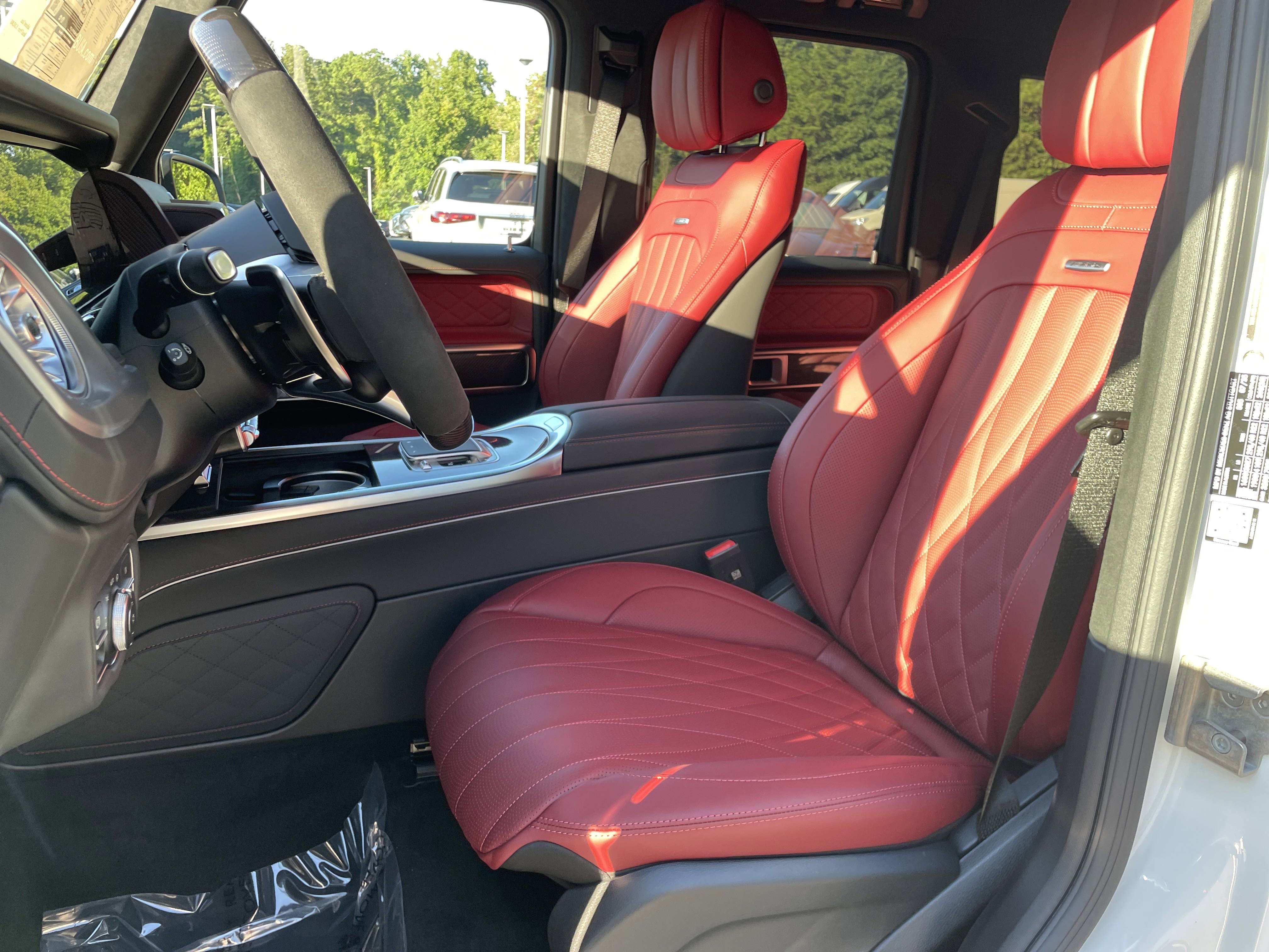 2025 Mercedes Benz G AMG 63 photo 9