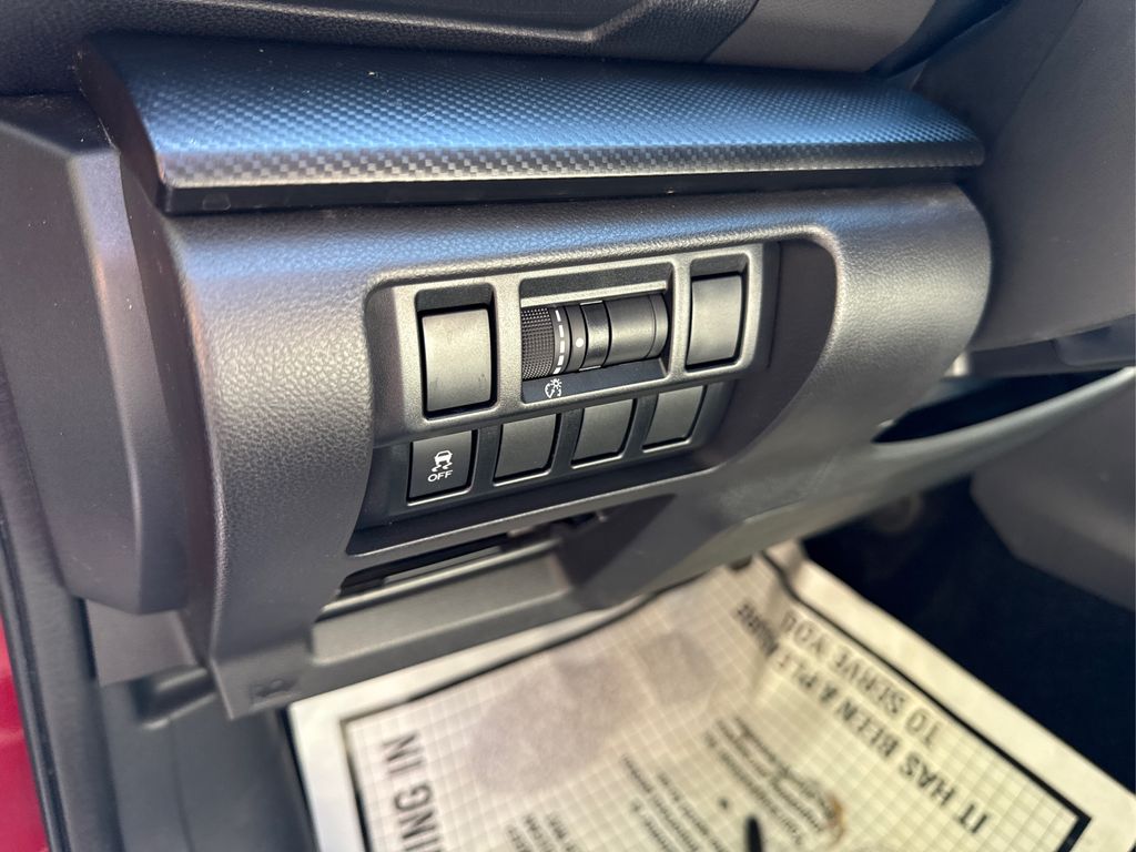 2017 Subaru Impreza 2.0i Premium photo 32