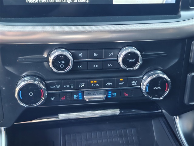 2022 Ford F-150 Raptor photo 16