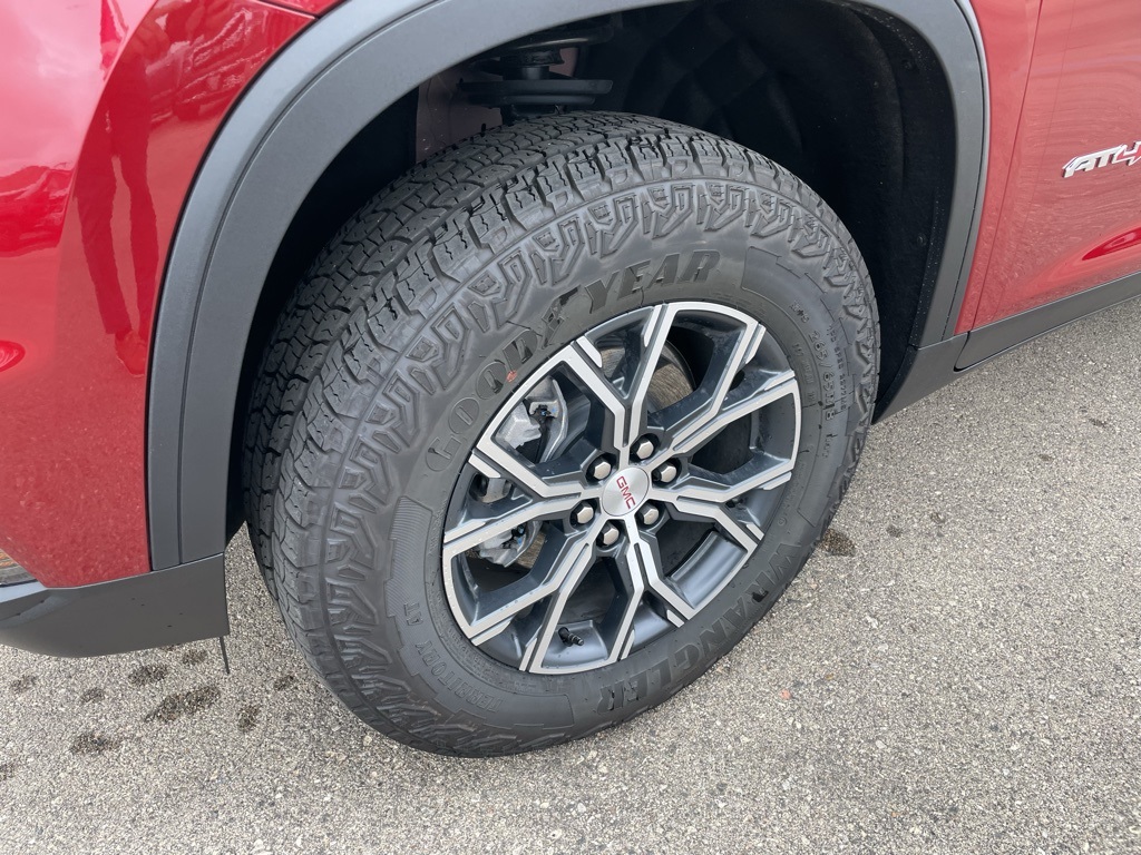 2025 Gmc Acadia AT4 photo 2