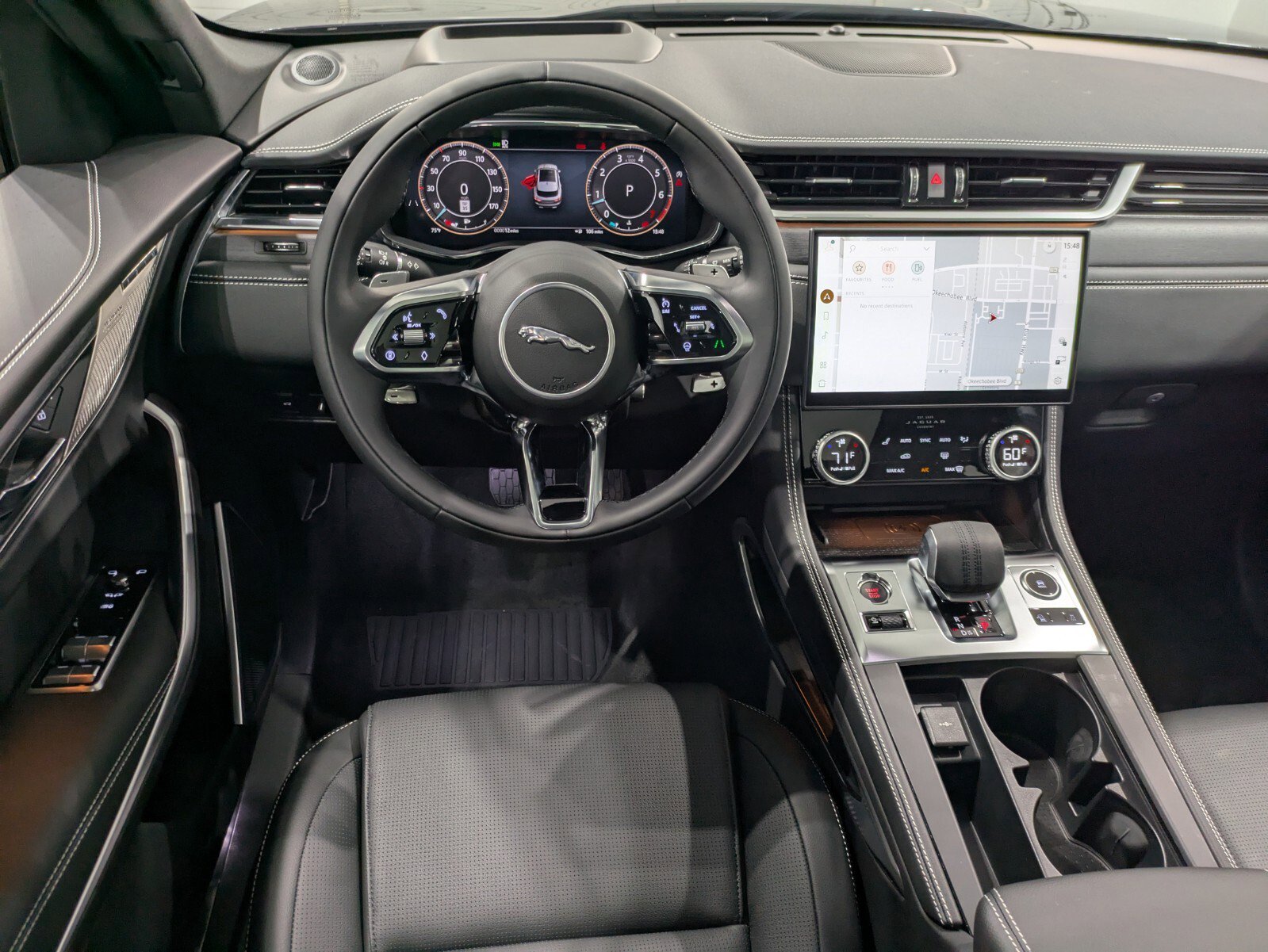 2026 Jaguar F-PACE P250 R-Dynamic S photo 9