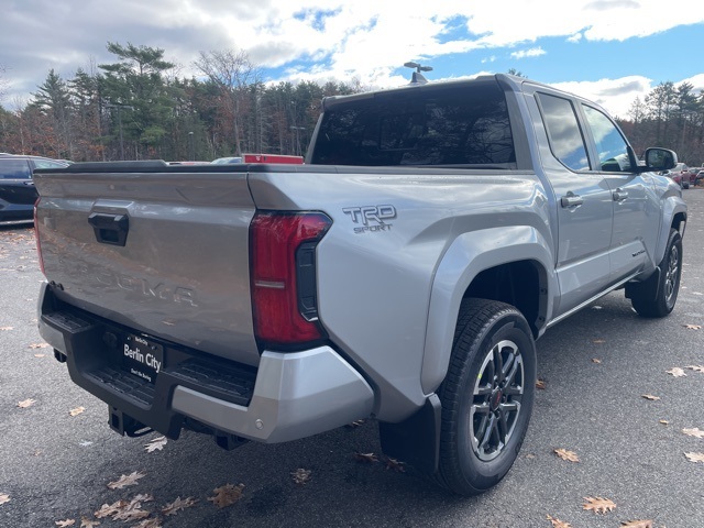 2025 Toyota Tacoma photo 4