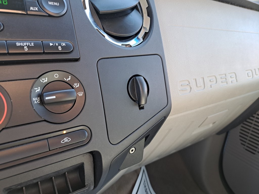 2008 Ford F-250 photo 17