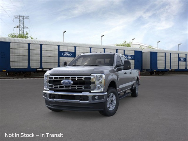 2026 Ford F-350 photo 2