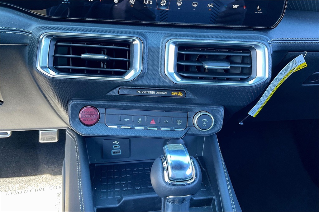 2024 FORD MUSTANG - Image 31