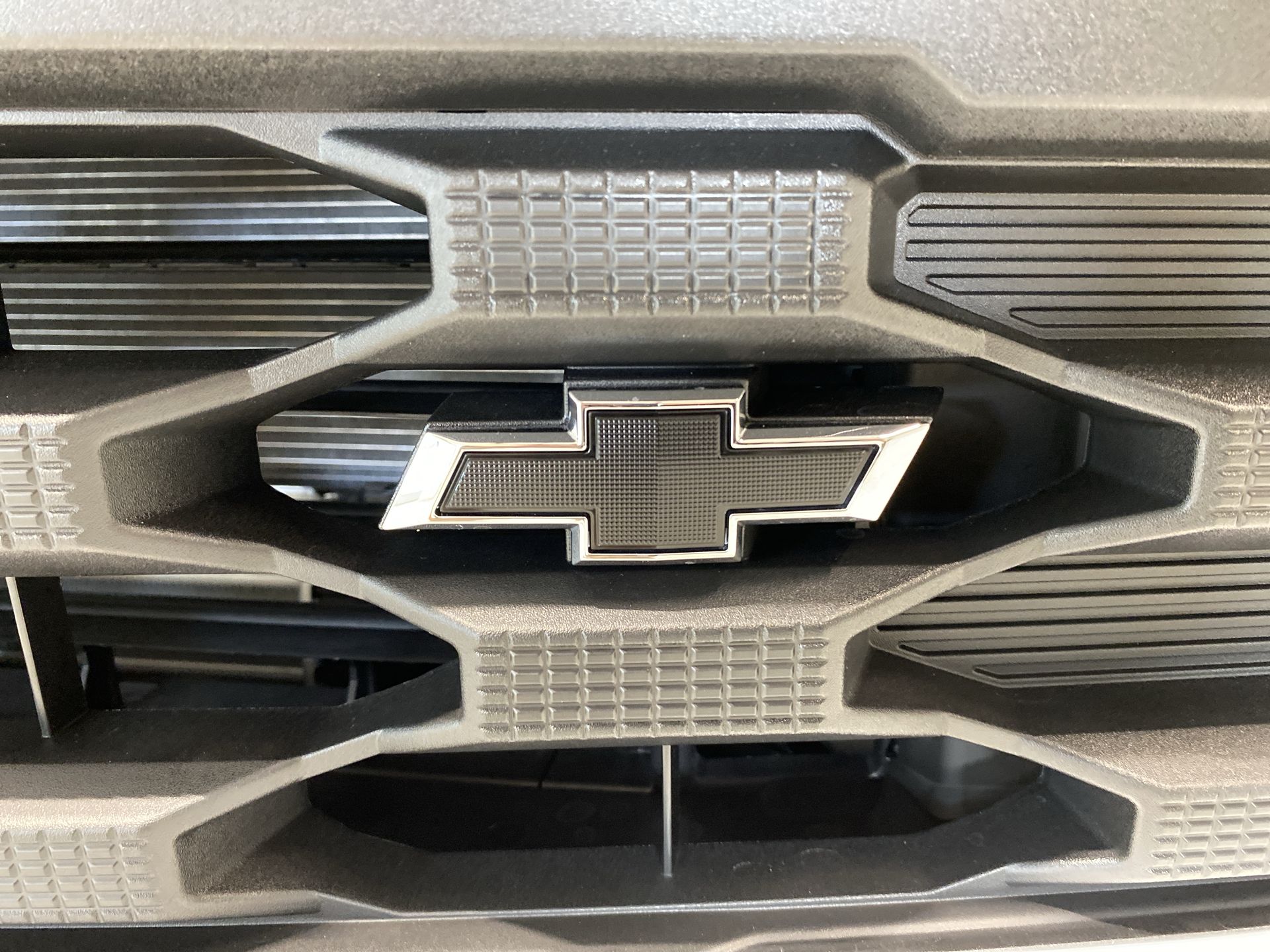 2025 Chevrolet Silverado 1500 Custom photo 28