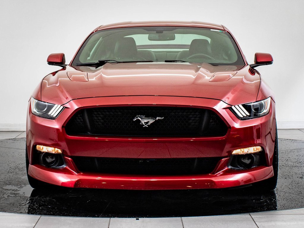 2015 Ford Mustang GT Premium photo 2