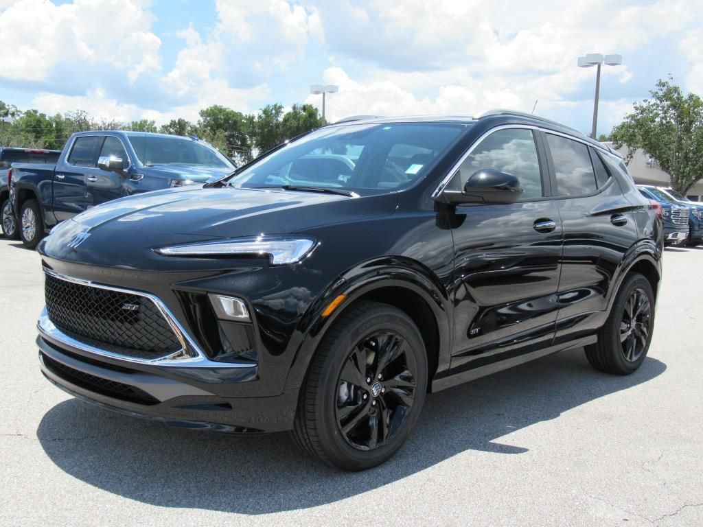 2026 Buick Encore GX Sport Touring photo 3