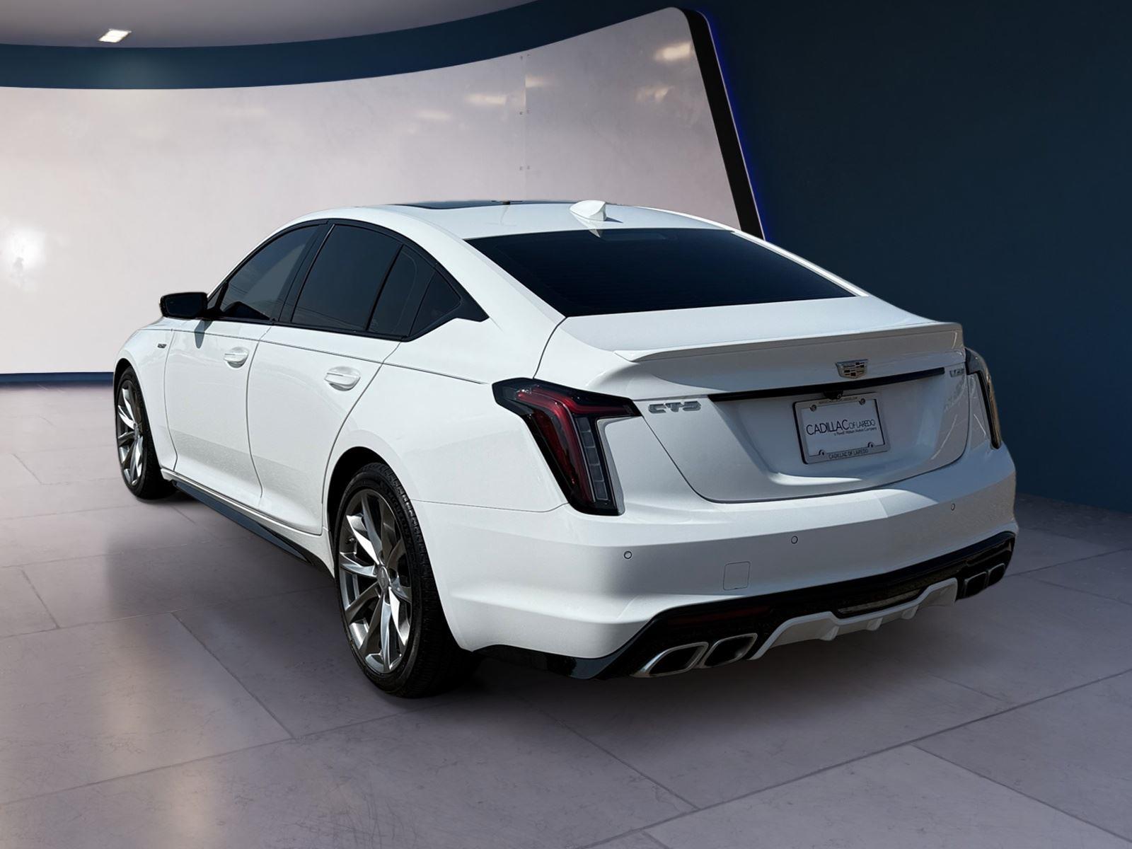 2024 Cadillac CT5 V photo 3