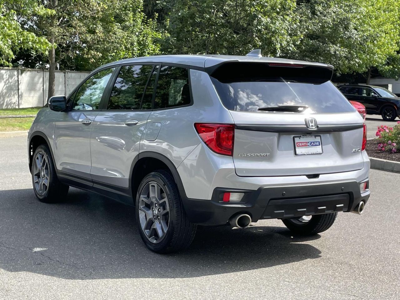 2023 Honda Passport EX-L photo 2