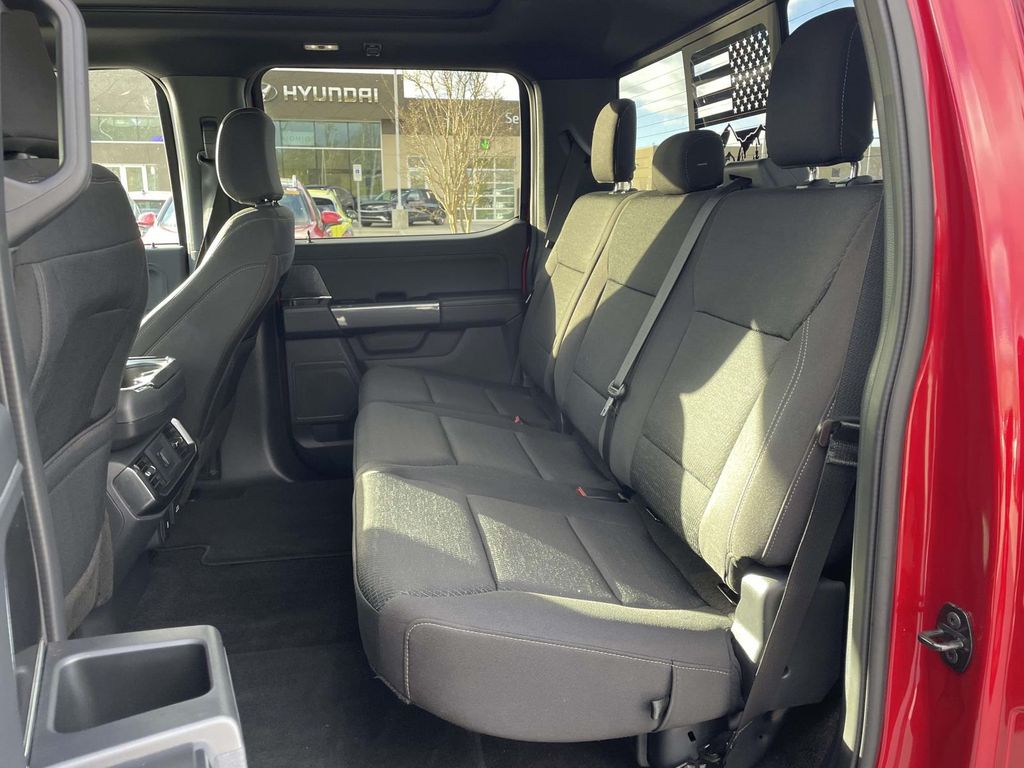 2022 Ford F-150 XLT photo 3