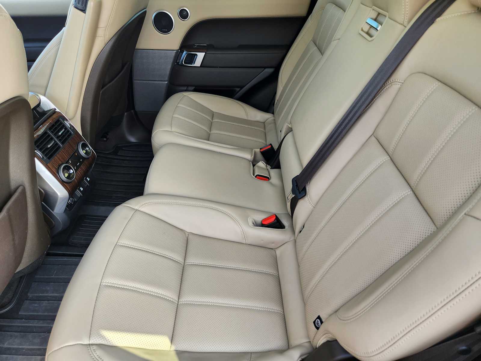 2019 Land Rover Range Rover Sport HSE photo 23