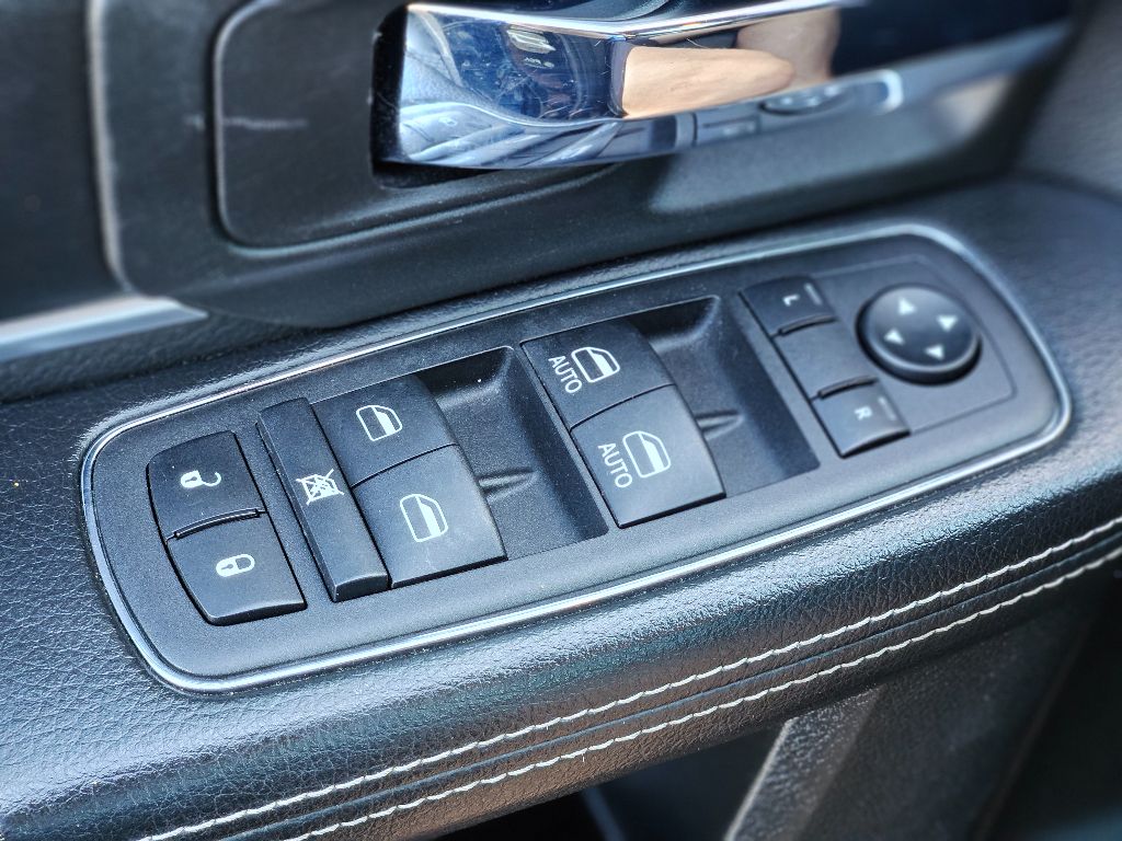 2023 Ram 1500 Classic Warlock photo 21