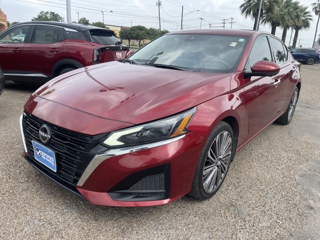 2023 Nissan Altima 2.5 SL photo 2