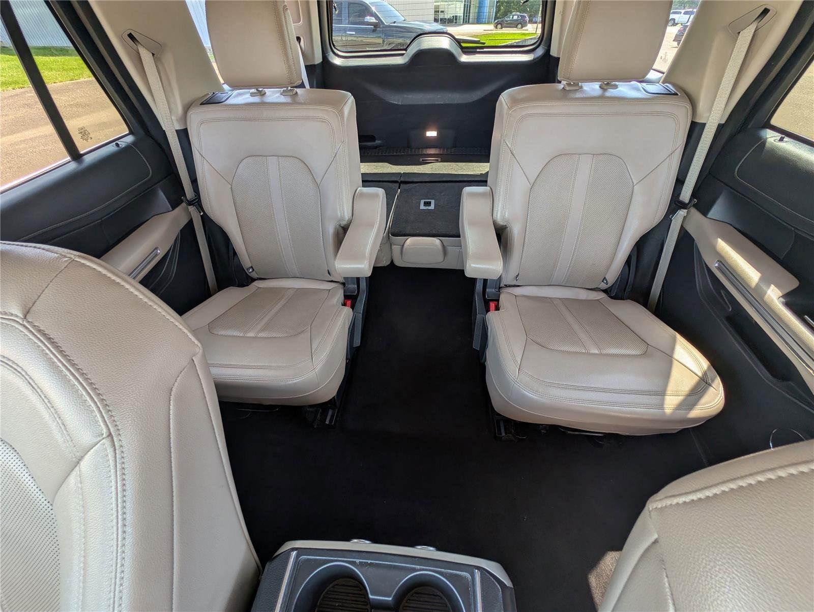 2023 Ford Expedition Limited photo 29