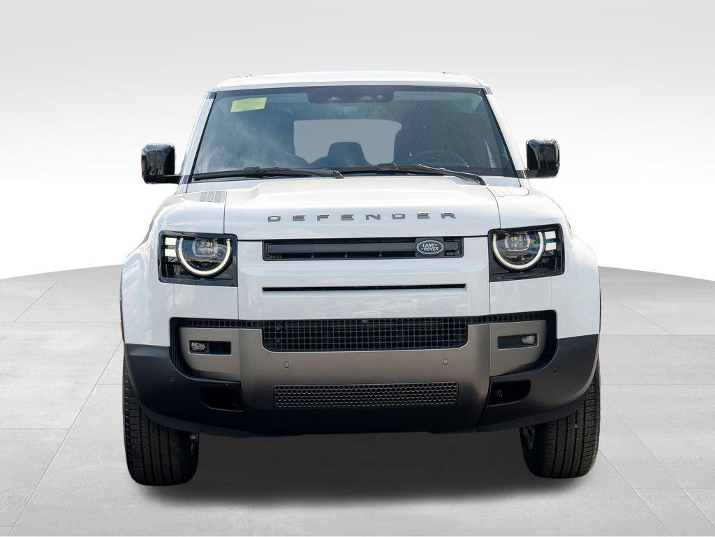 2026 Land Rover Defender 110 S photo 2