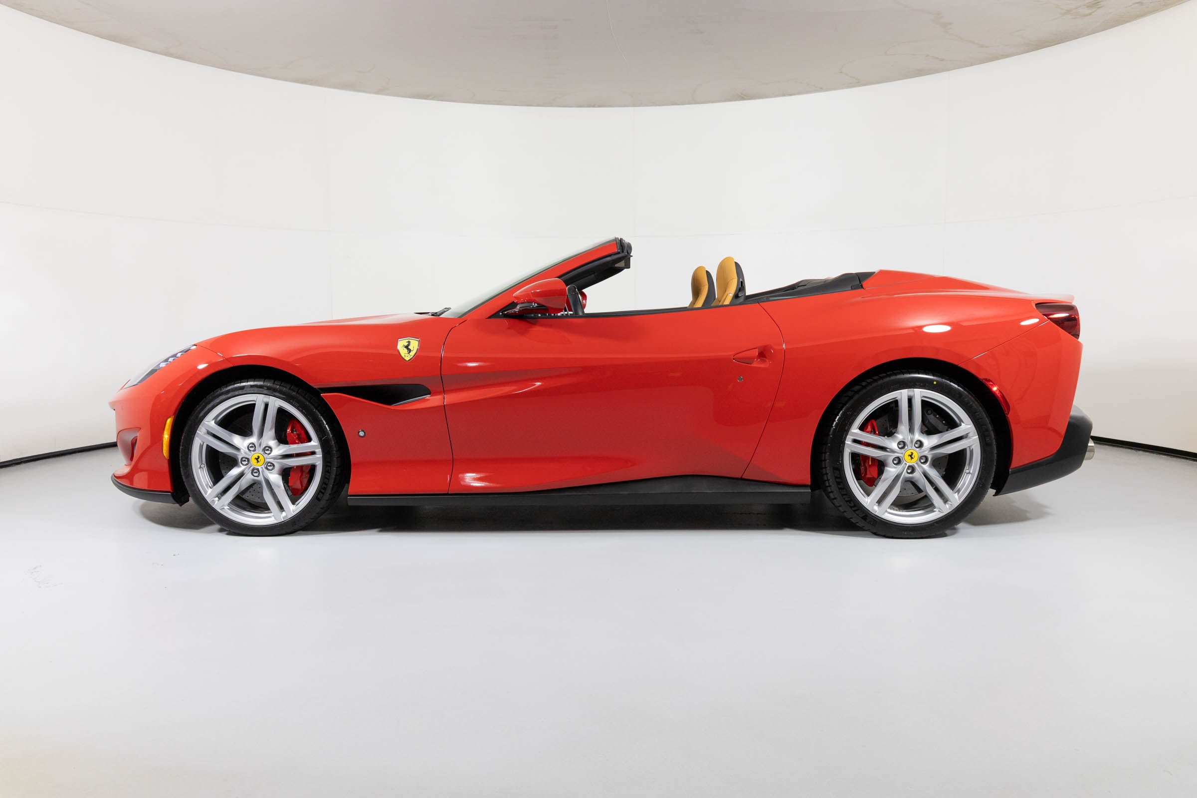 2020 Ferrari Portofino photo 3