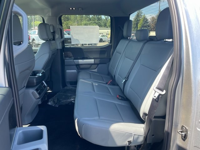 2025 Ford F-150 Lightning Flash photo 10