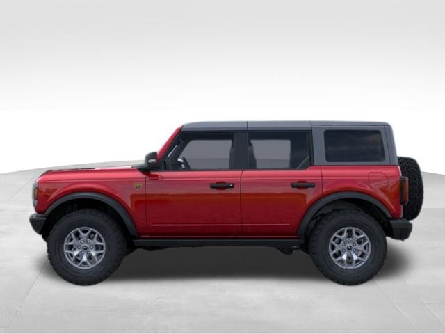 2025 Ford Bronco Badlands photo 3
