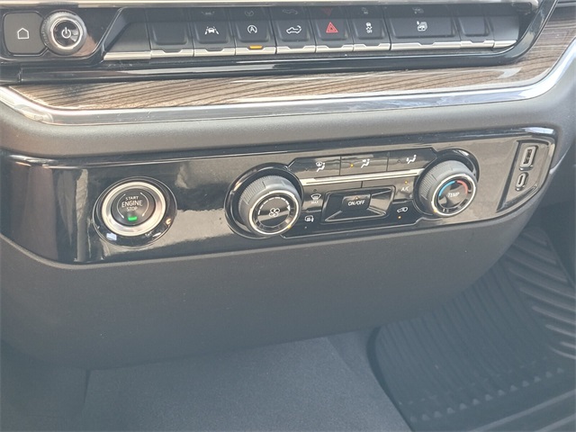 2023 Chevrolet Silverado 1500 LT photo 19
