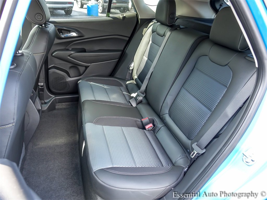 2026 Chevrolet Trax LT photo 14