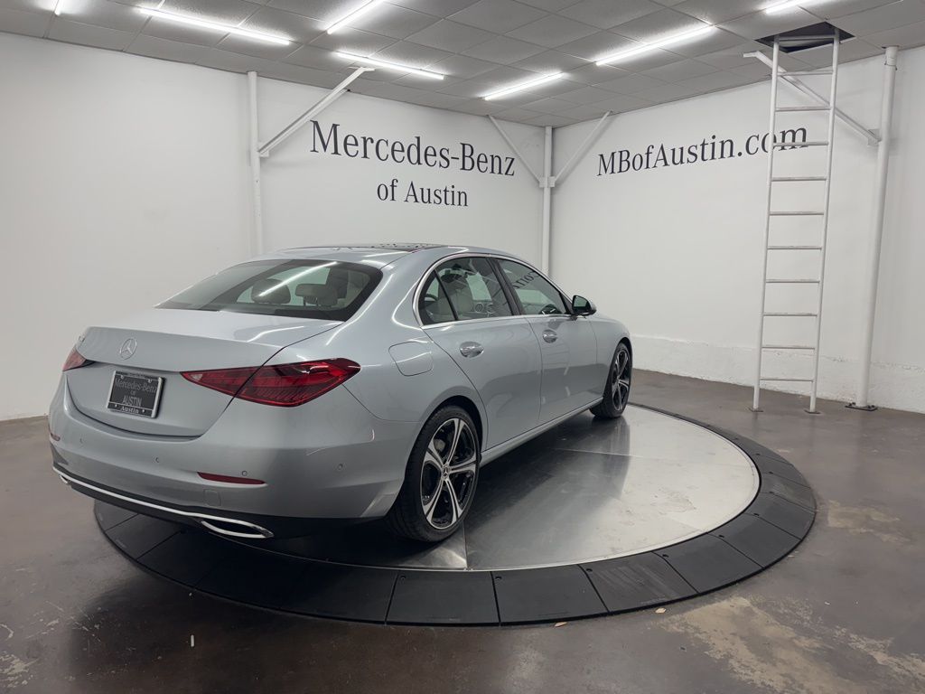 2025 Mercedes Benz C 300 photo 4