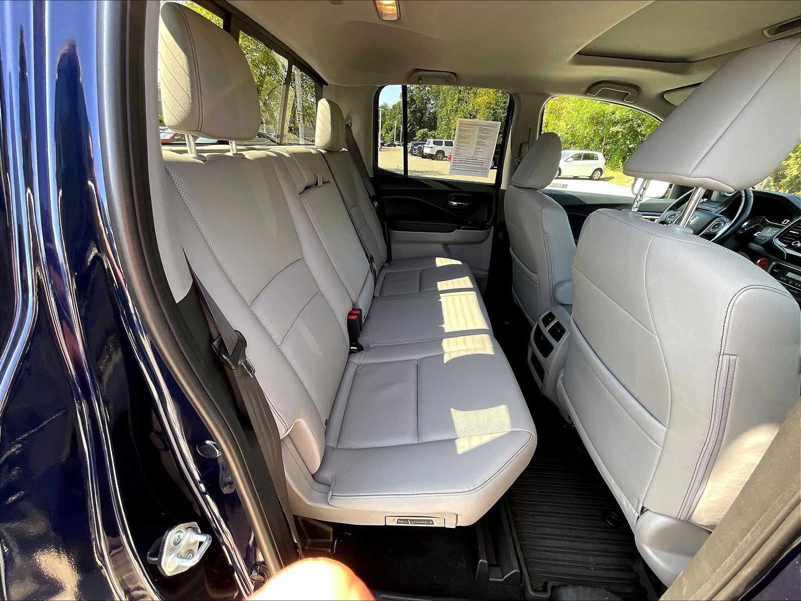 2022 Honda Ridgeline RTL-E photo 17