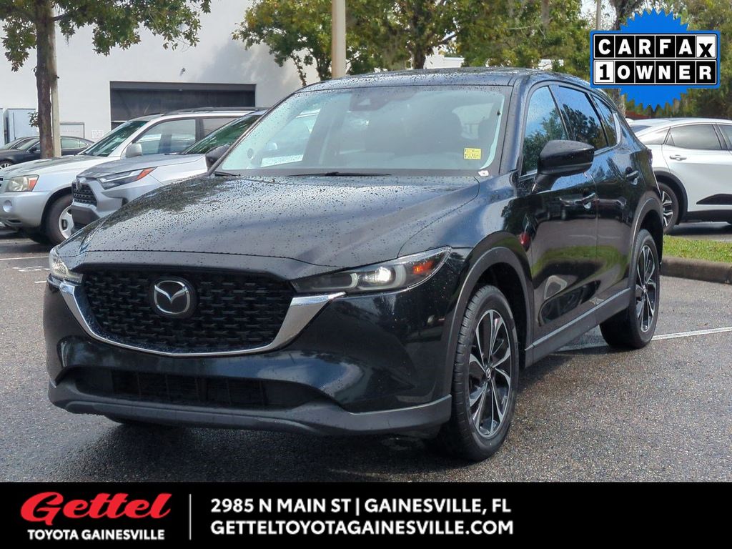 2023 Mazda CX-5 S Premium package