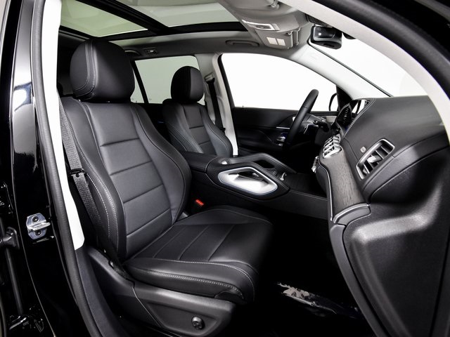 2026 Mercedes Benz GLS 450 4MATIC photo 27