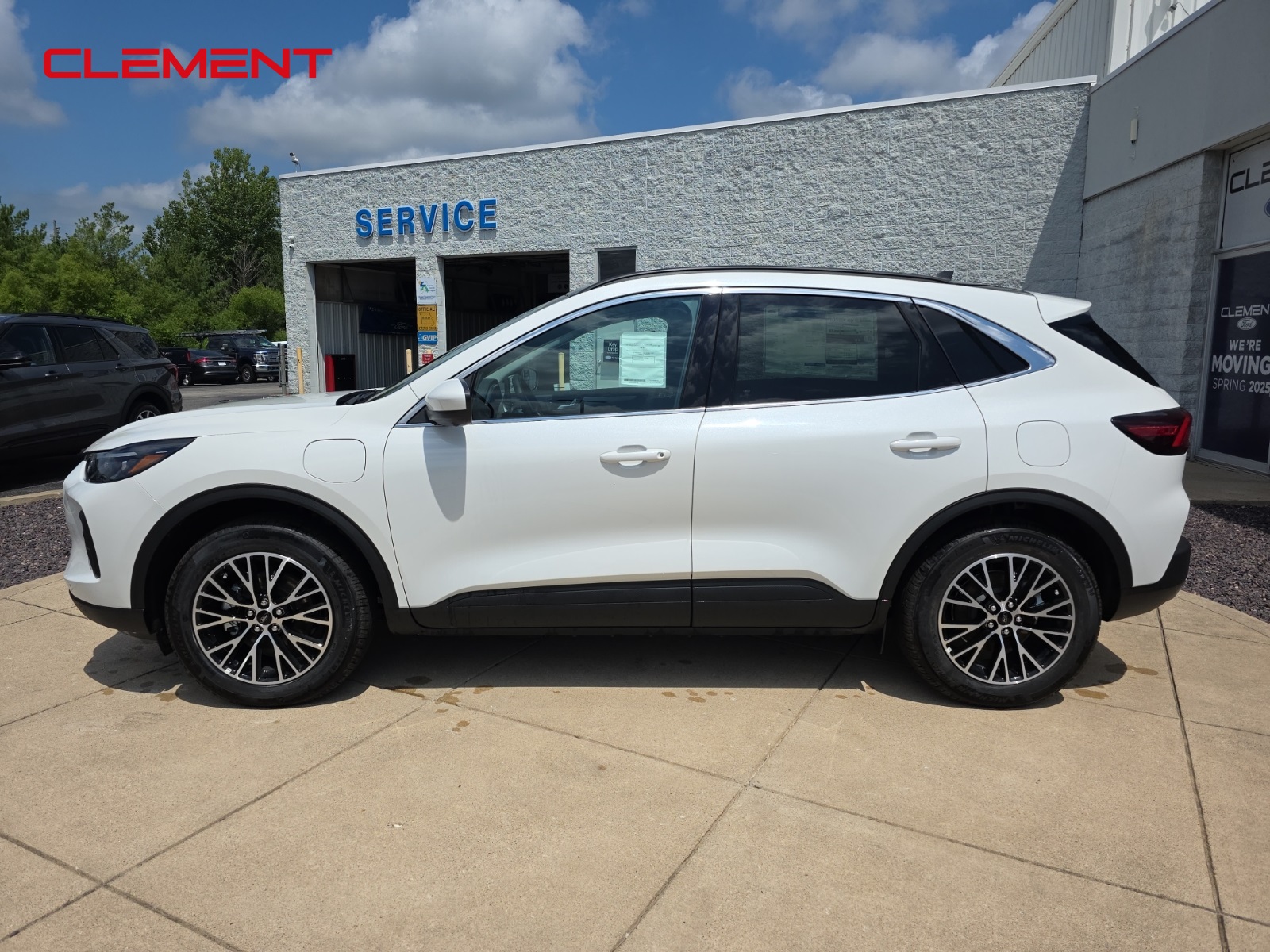 2025 Ford Escape Plug-In Hybrid photo 4