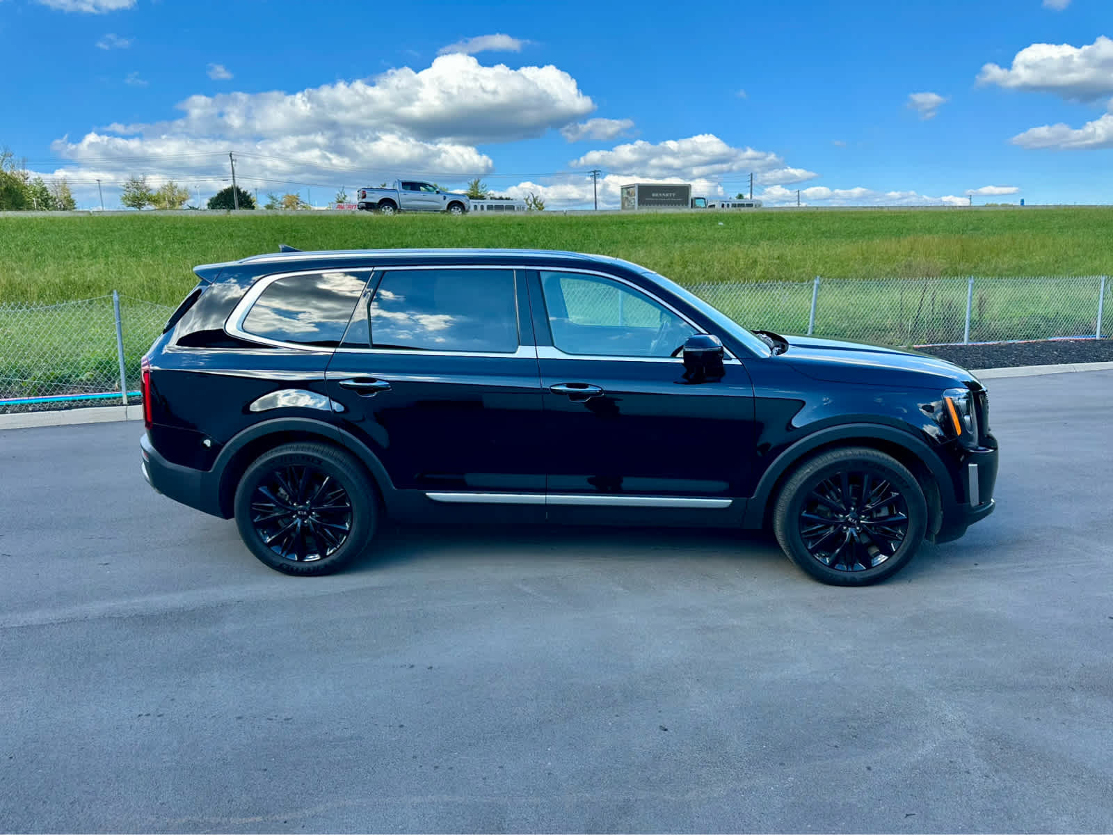 2021 Kia Telluride SX photo 3