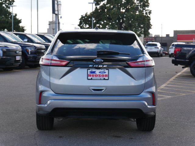 2022 Ford Edge ST photo 13