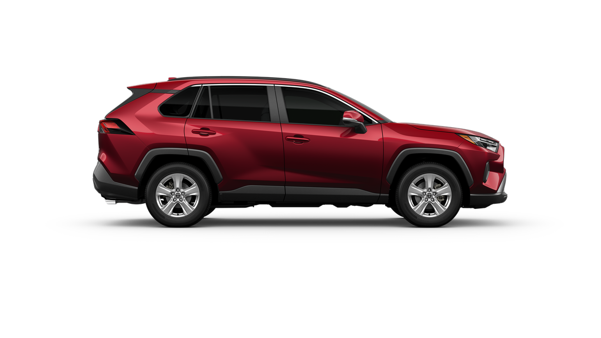 2025 Toyota RAV4 XLE photo 12